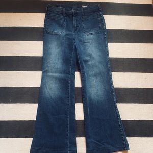 Gap 1969 cute flare jeans 